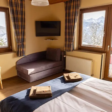 Dachsteinhof Pensión 3*